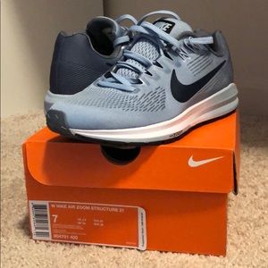 Women’s Nike Air Zoom Structure 21